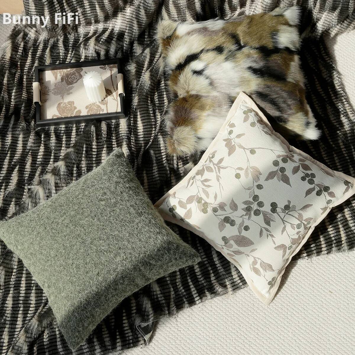 Vintage Floral Pattern Soft Case - ปลอกหมอนอิงลายดอกไม้หรูหราสไตล์ยุโรป ผ้าขนกำมะหยี่เนื้อนุ่ม ปลอกหมอนตกแต่งสำหรับโซฟา เตียงนอน ห้องนั่งเล่น